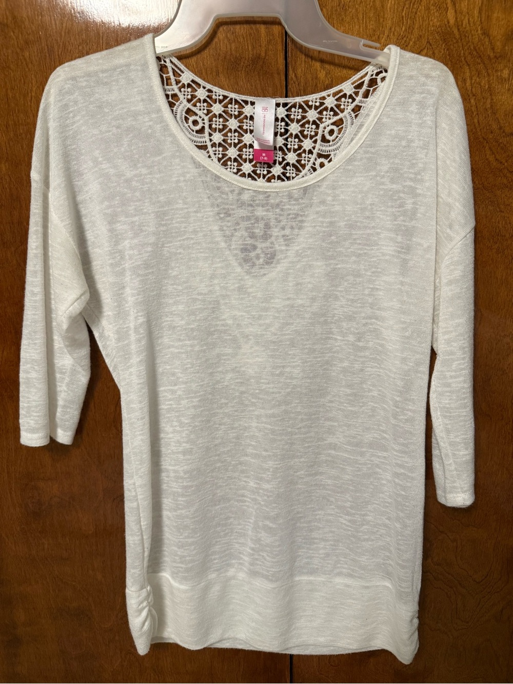 Women’s White Lace-Back Knit Top